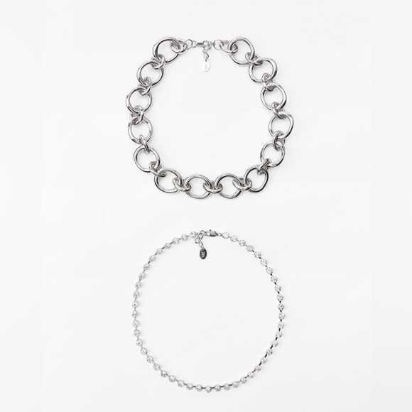 NWT. Zara Metal Link Necklace with Rhinestone Appliqué. - Picture 2 of 9